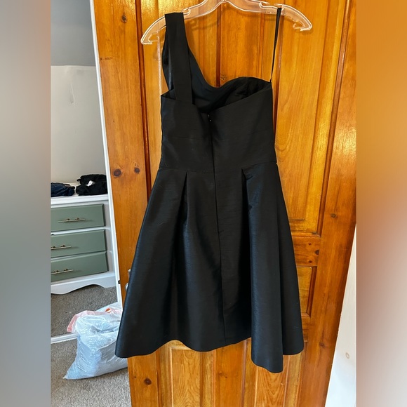 Alfred Sung one shoulder black dress - Picture 2 of 3